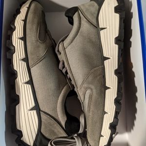 P448 Jackson Runners 9.5